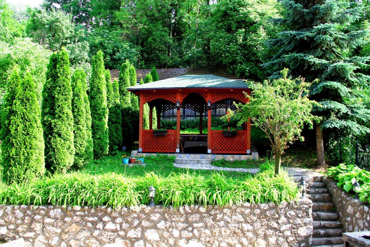 Downtown Green Oasis Apartments Sarajevo Exterior photo