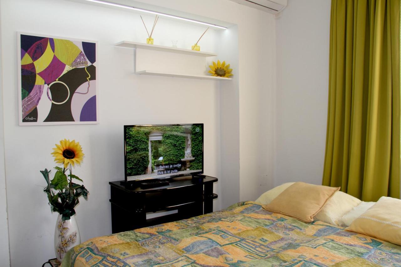 Downtown Green Oasis Apartments Sarajevo Exterior photo